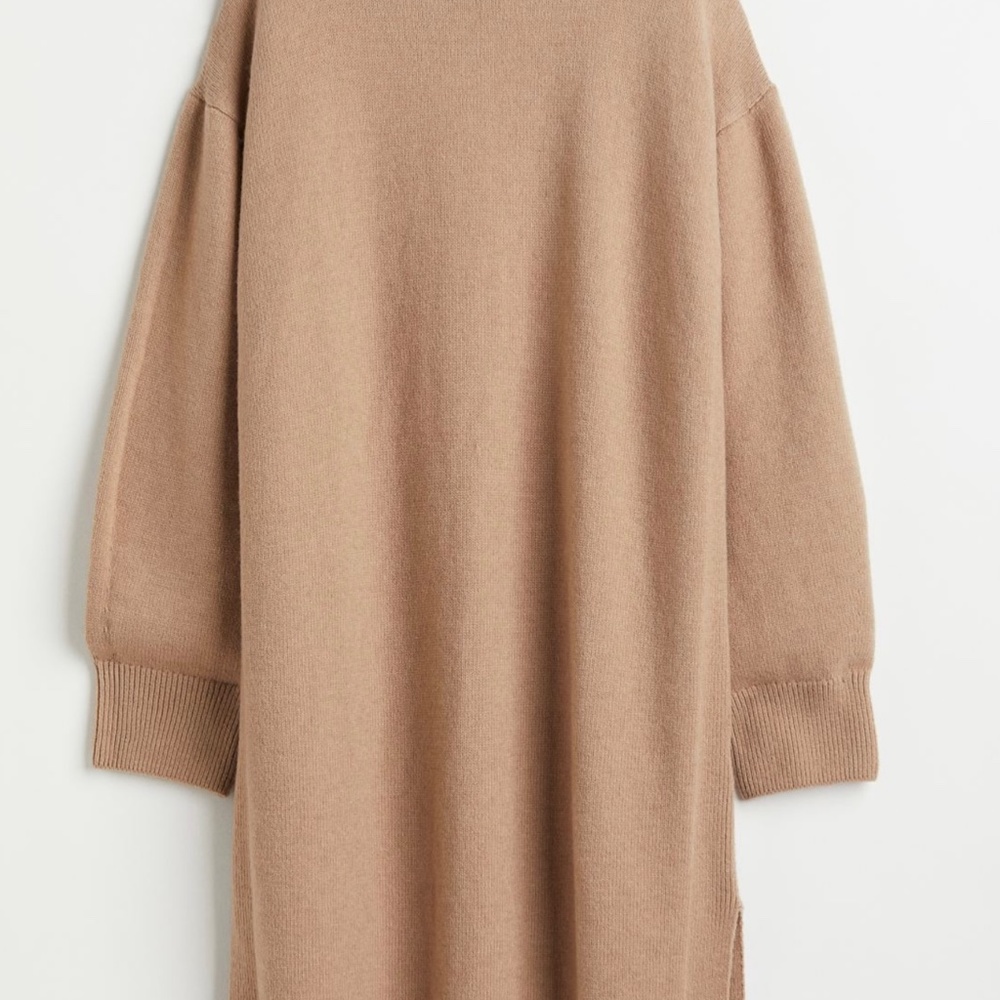 H&M Oversized Caramel Sweater Size M